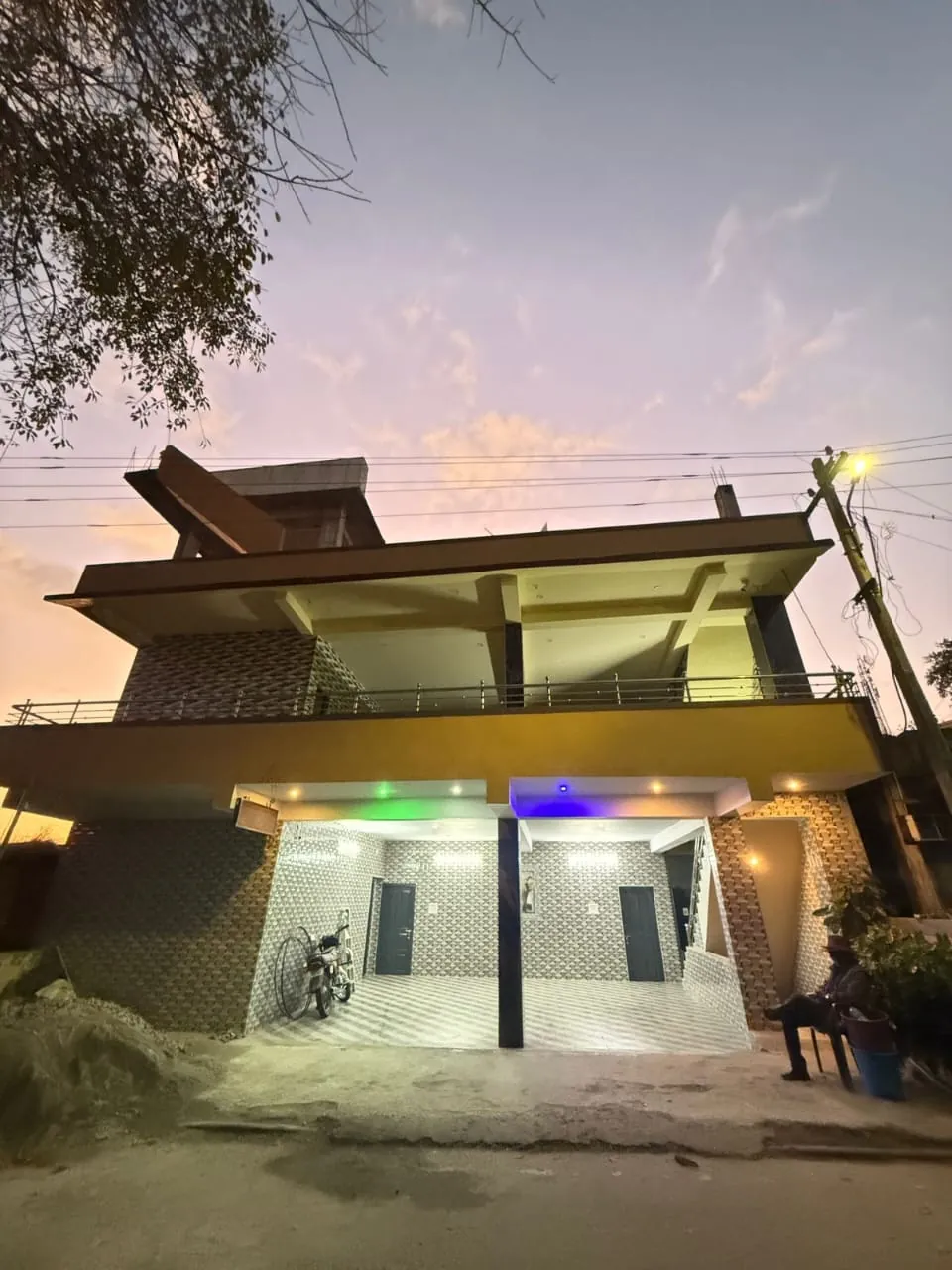 Jims Rooms, Sholayar Dam