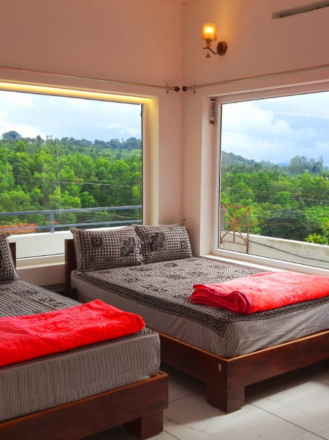 familyroom-homestay0